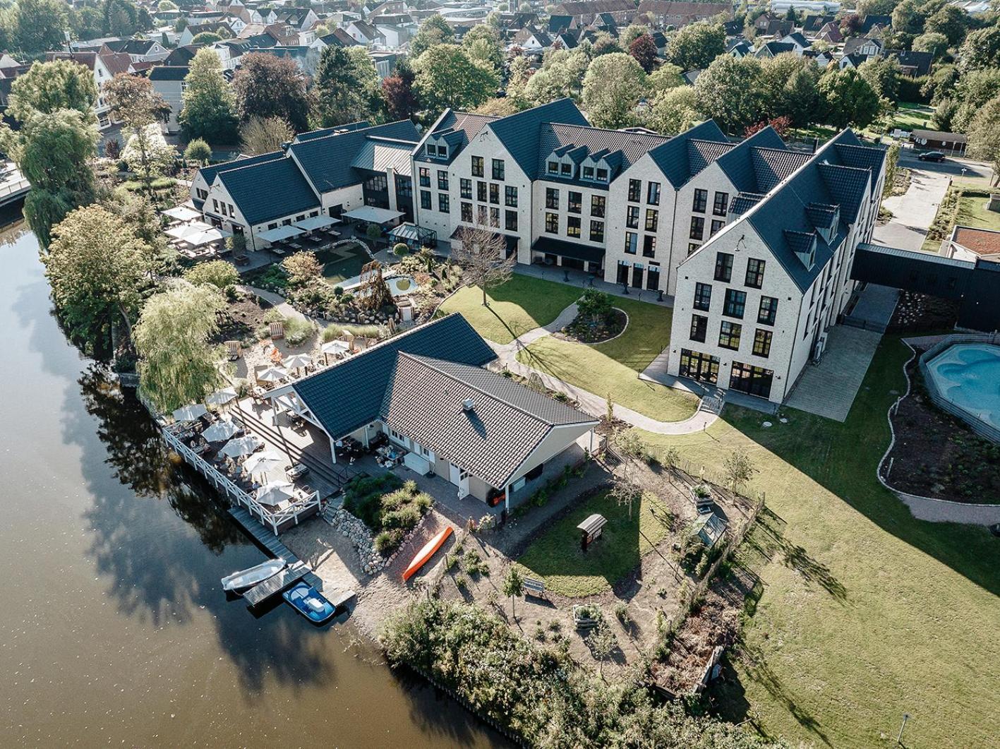 River Loft Hotel & Spa Brunsbuttel Exteriör bild
